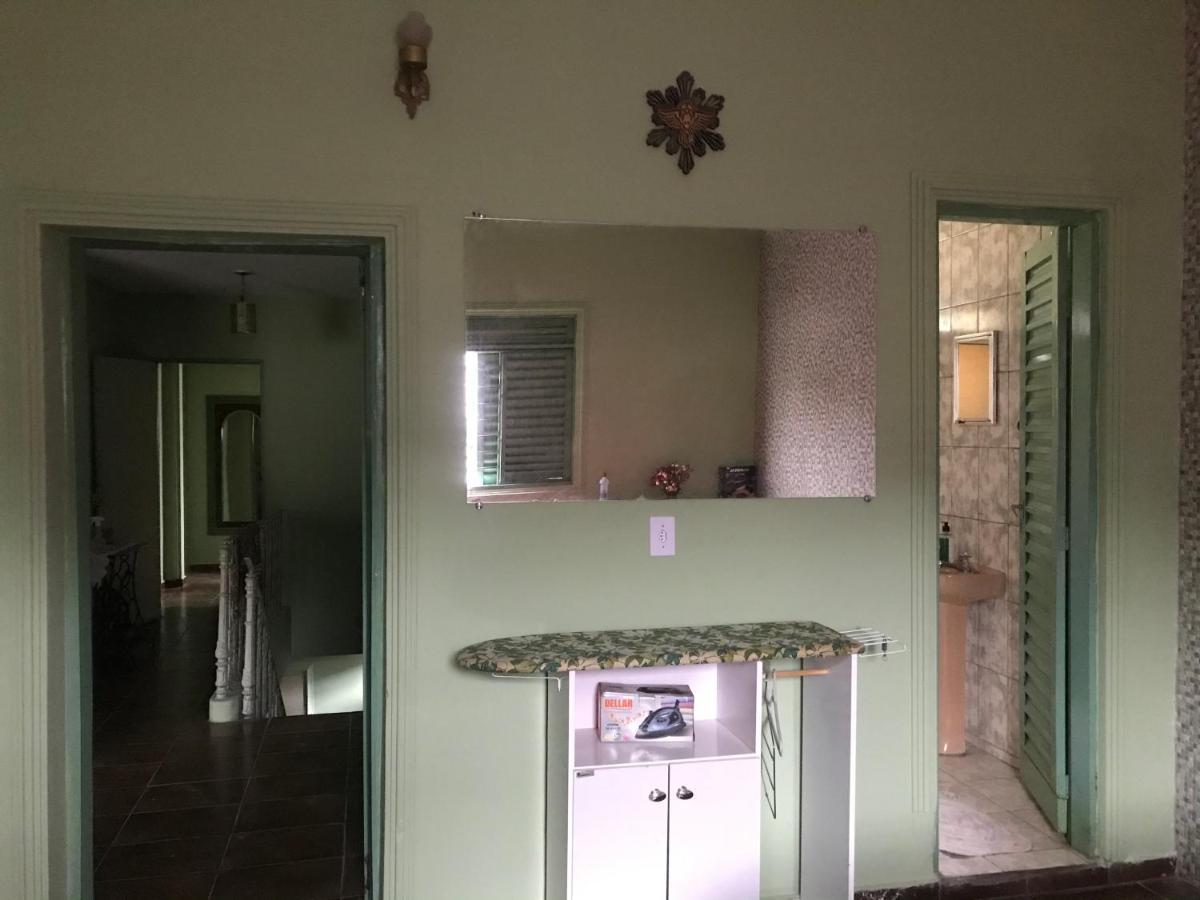 Hospedagem Casa Da Waldir, Quarto Suite 01 Goiás Extérieur photo