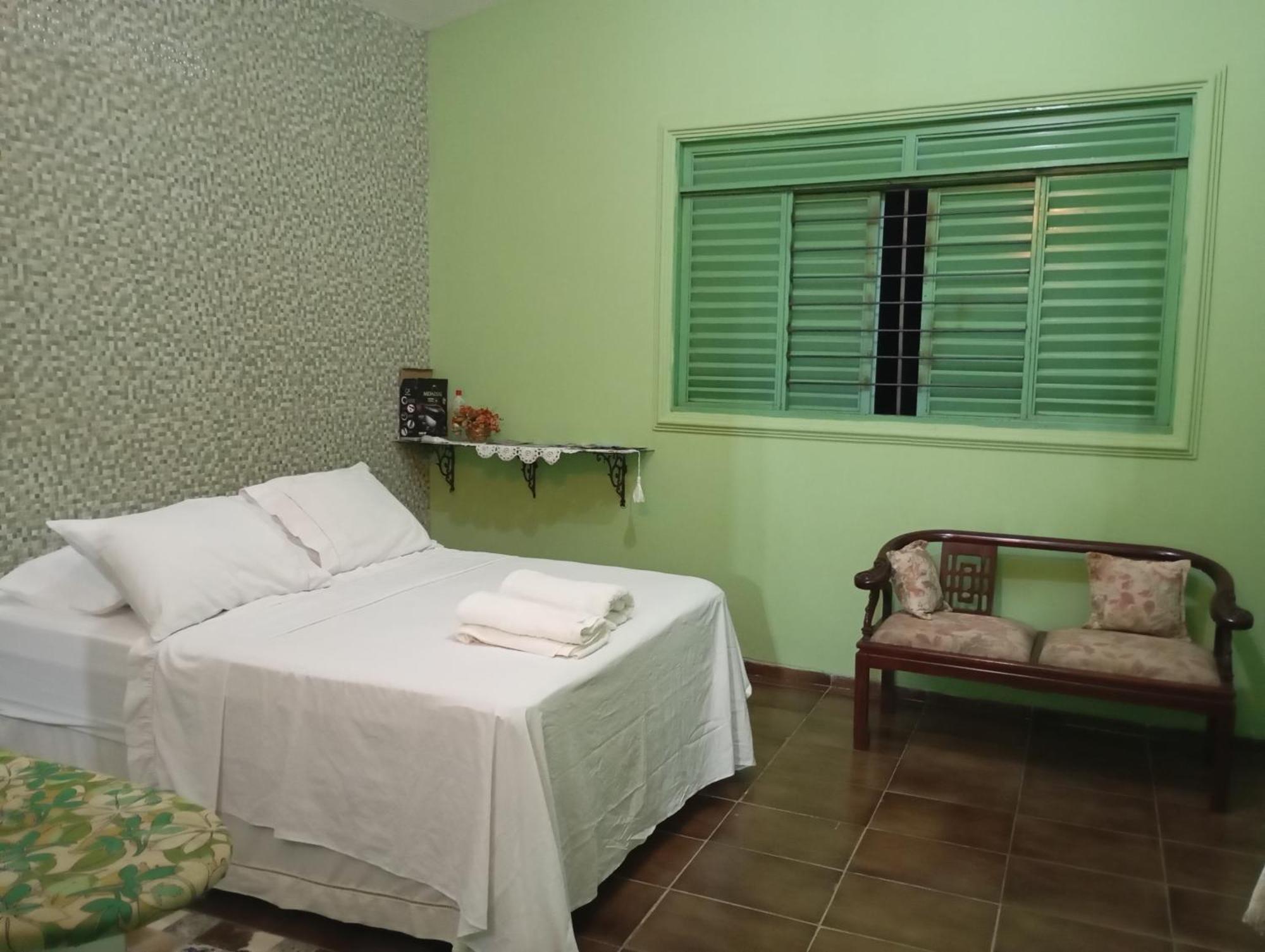 Hospedagem Casa Da Waldir, Quarto Suite 01 Goiás Extérieur photo