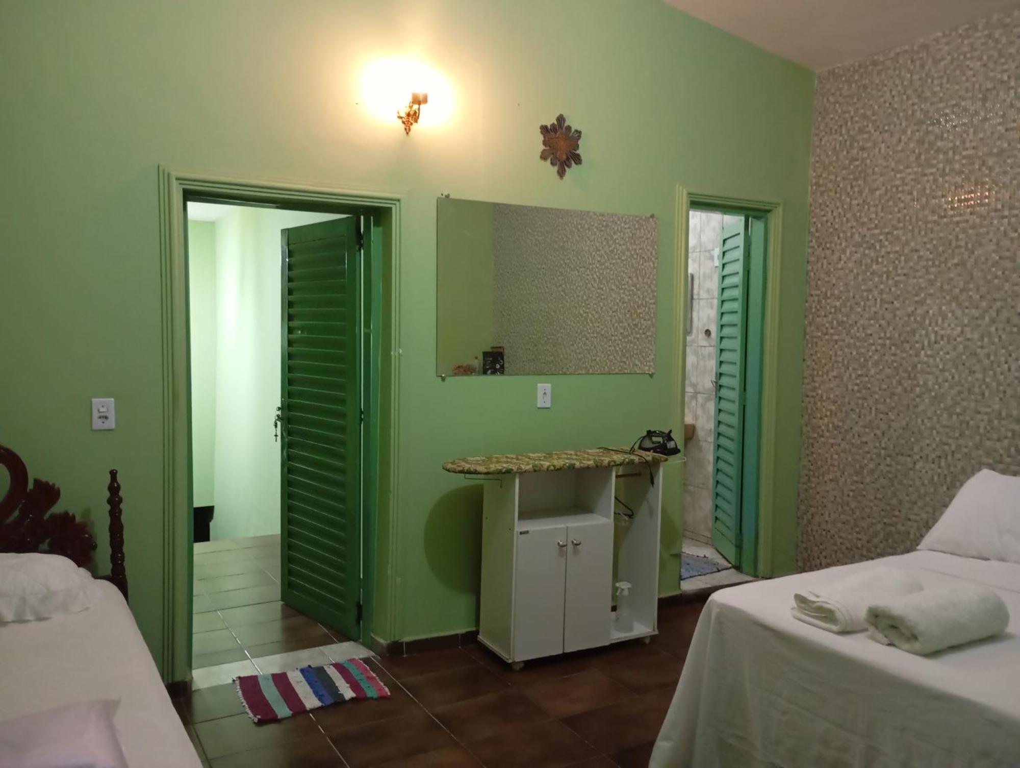 Hospedagem Casa Da Waldir, Quarto Suite 01 Goiás Extérieur photo