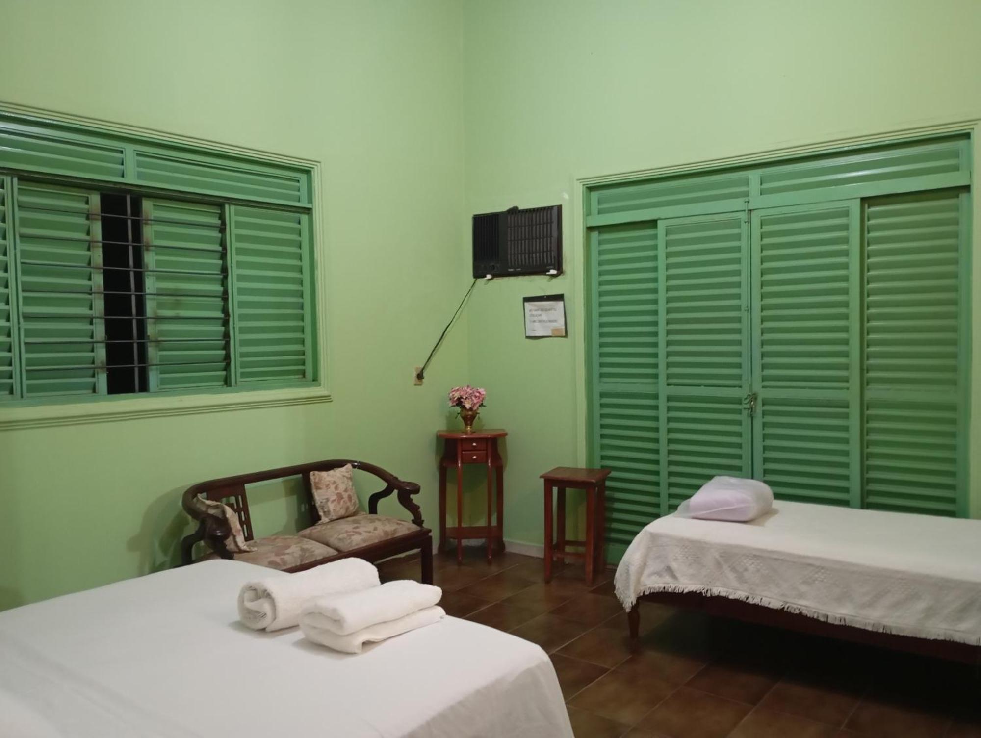 Hospedagem Casa Da Waldir, Quarto Suite 01 Goiás Extérieur photo